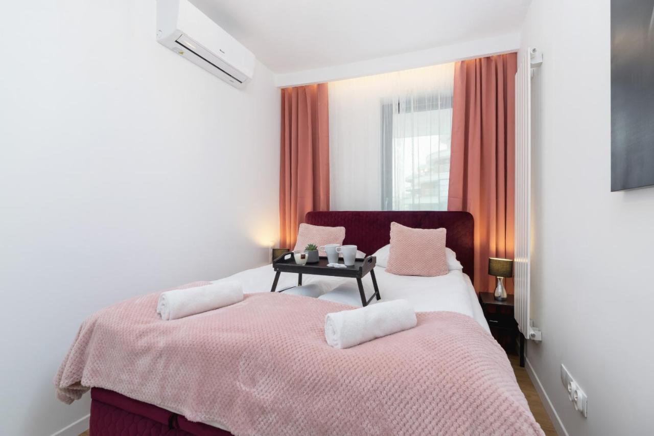 Wislane Tarasy Lux Cracow By Renters Prestige Apartament *