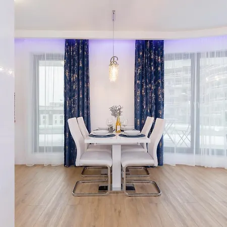 Wislane Tarasy Lux Apartments Cracow By Renters Prestige Krasków Eksteriør bilde