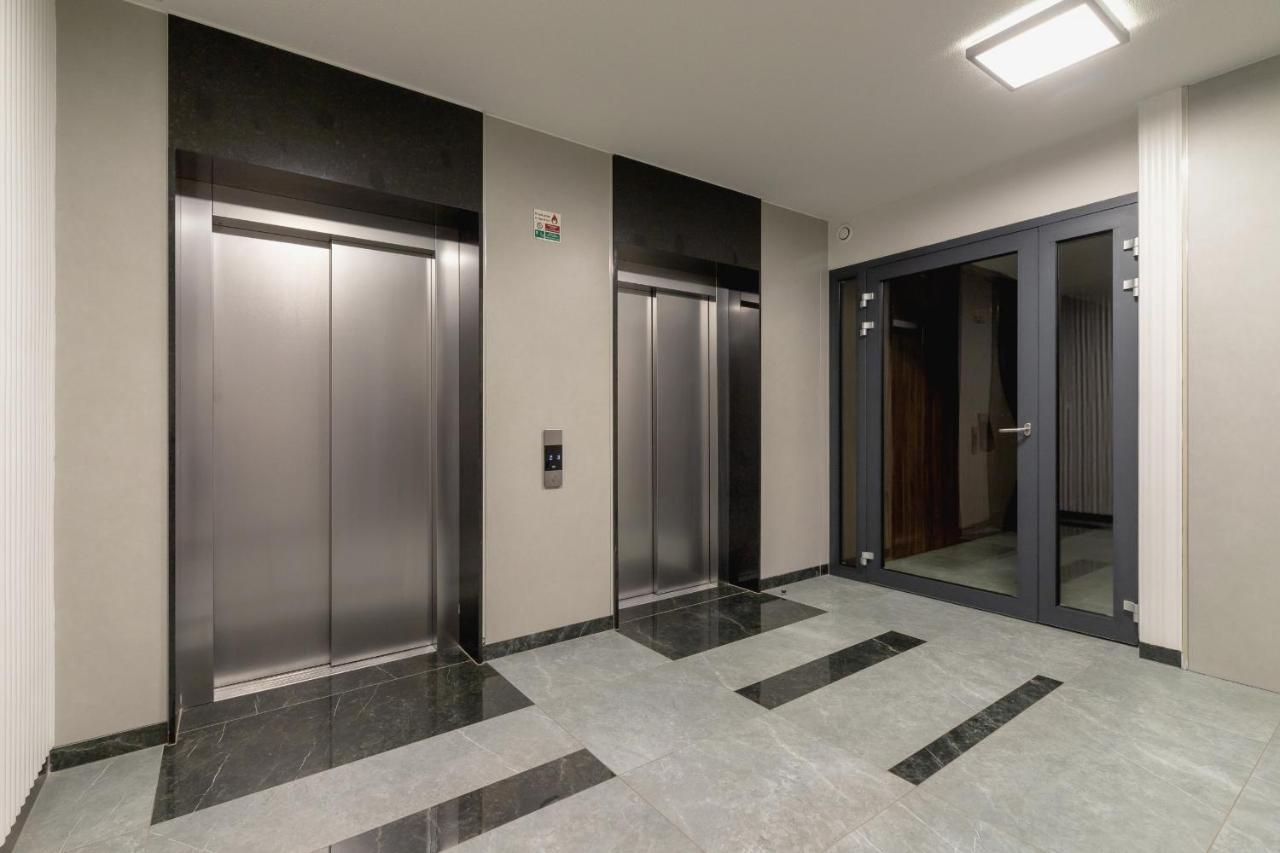 Wislane Tarasy Lux Cracow By Renters Prestige Apartment Krakow
